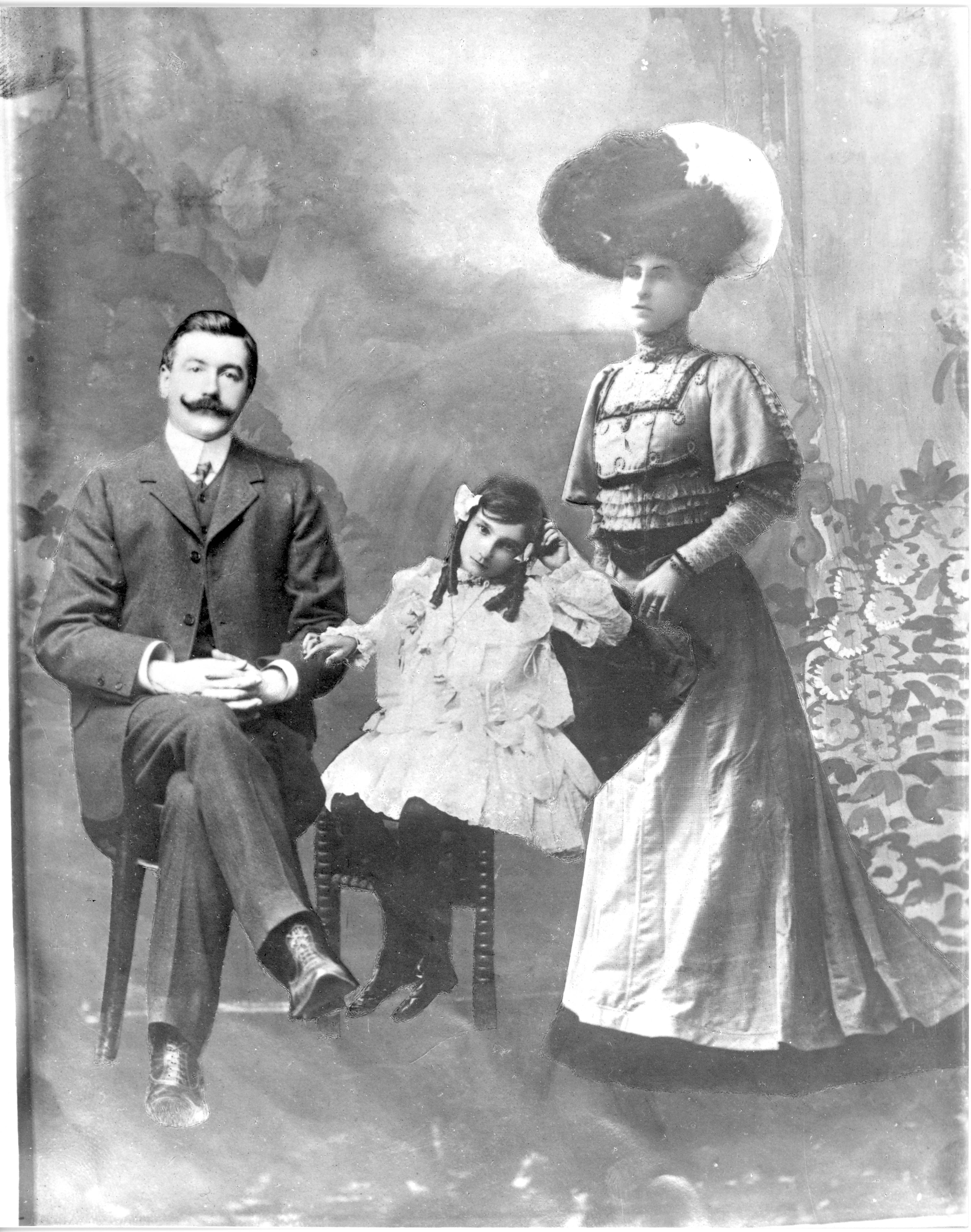 Detective Kavanagh and Family 1908