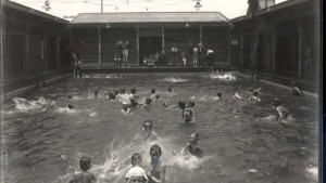 Swimming Pool Victoria Park