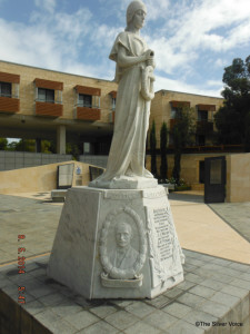 Pitman and Walsh Memorial at Joondalup Acadamy.