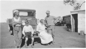 Sam Barker, Wally Davis, Eva (Wally’s Mum) and Bert Van Dyke 1934