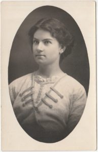 Edith Annie Bowe 1915