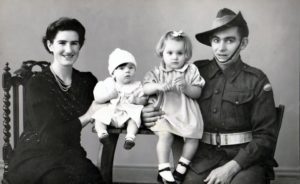 mum-margaret-joan-brother-tommy-sister-glenice-and-dad-thomas-daniel-renton-1945