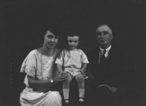 Nellie, Ken and Thomas Harse