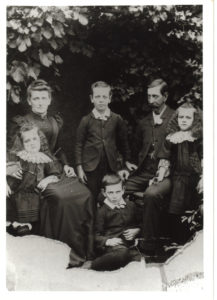 LtoR back row: Mary, Lionel Jnr, Lionel Snr and LtoR front row: Eileen (Rene), Fred and Adelaide (Addie),