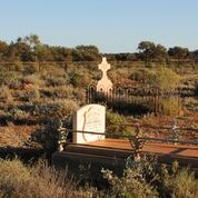 Darlot Cemetery 2016 - Photo by Paul Tonkin