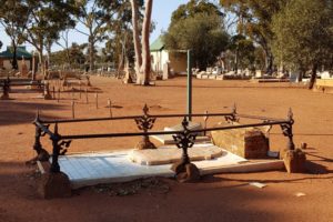 Grave of Frank and John McKERROW - photo Danelle Warnock