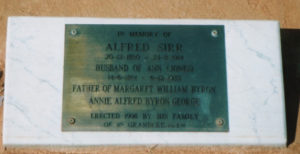Plaque on the Grave of Alfred SIRR in the Leonora Cemetery.
