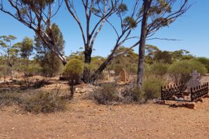 Mulline Cemetery – Photo Danelle Warnock