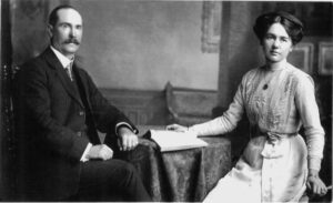 Marcus Cleveland Cocker and Ida Agnes Hurst on their wedding day, 7 Dec 1911, was kindly provided by Julie Maddocks nee Cocker.
