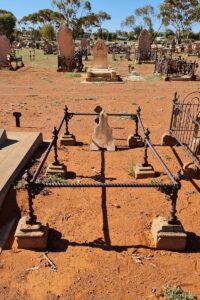Grave of Frederick T Bryant Kalgoorlie Cemetery - 2021 photo by Danelle Warnock