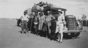 Harold, Mickey, Mary-Ann, Jinny Millrose Station - 1947
