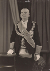 Bro. Les Hilton in regalia as RWDGM