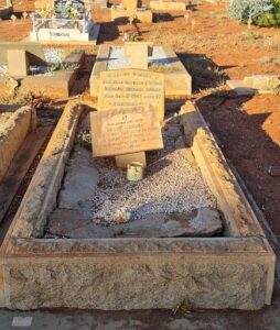Grave of Bessie & Richard Jordan - Kalgoorlie Cemetery - Photo Danelle Warnock