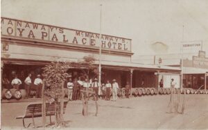 McManaways Hotel, Sandstone