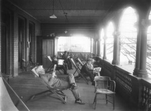 The Mechanics Institute verandah - Photo WA Museum GM1058