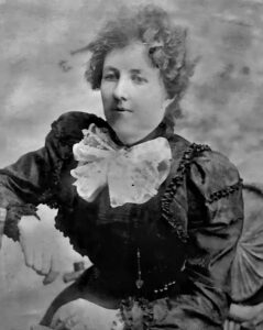Mabel Hartrick - Photo Ancestry.com