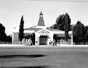 Southern Cross Town Hall - Photo SLWA