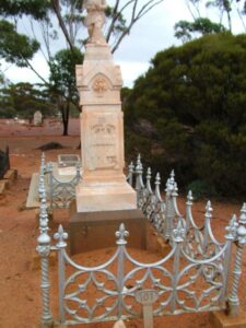 Grave of Elizabeth Bezzant - Coolgardie Cemetery - Photo Find a Grave