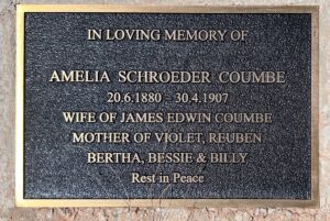 Amelia Schroeder COUMBE - Photo Find a Grave