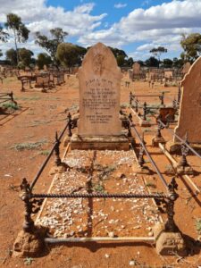 Donald and David VALENTINE - Kalgoorlie Cemetery - Photo Danelle Warnock