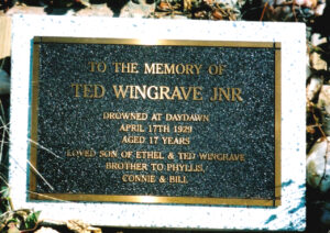 Ted WINGRAVE Jnr - Photo Find a Grave