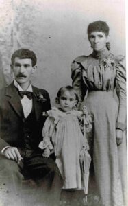 Edith and Frederick MAGEE - Photo Ancestry.com