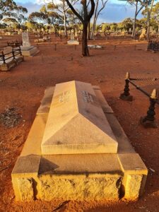 WILLIAMS Henry and Louisa Kalgoorlie Cemetery - Photo Danelle Warnock