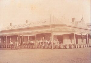 J Kearney's Australia Hotel Sandstone - Photo SLWA