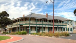 The 'New' Freemasons Hotel - 2015 - Photo SLWA