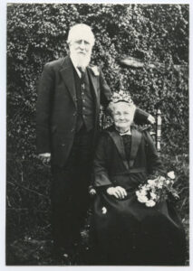 Nicholas and Grace Uren in 1915 - Photo Ancestry.com