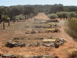 Fields Find Cemetery Overview - Photo Outback Family History