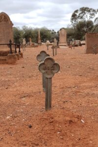 Grave of Issac LLOYD Kalgoorlie cemetery - Photo Danelle Warnock