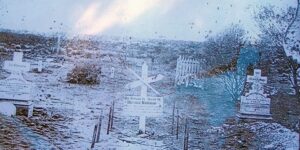 A much earlier photograph of Marinoni's Grave (Centre)