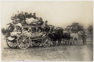Cobb & Co Coach - Photo SLVIC