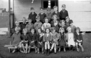 Kurrawang School Children 1934 - Photo SLWA