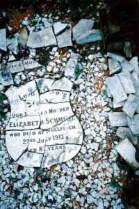 Elizabeth Schmidt - Bullfinch Cemetery - Photo Find a Grave