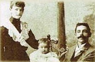 David Krakouer and wife Jessie nee Patterson and daughter Fanny c 1899