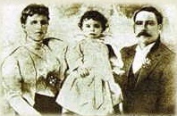 Rudolph Krakouer and wife Elizabeth THOMAS and son Cyril