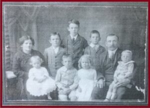Gustav and Mabel with six of their ten childrem: top row - Charles, Edward, William. Children sitting - Bertha, Rees, Millicent and Richard.