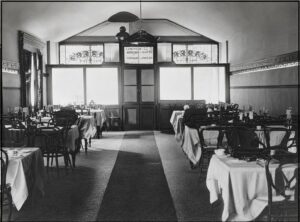 The Crown Hotel, Cue - Dining Room - 1897 -Image TROVE