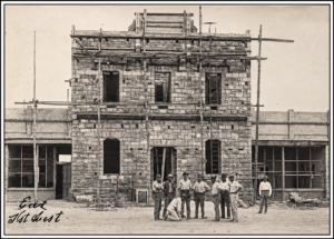 Building in Cue main street, built by W J Fisher - Photo Robin Panousieris