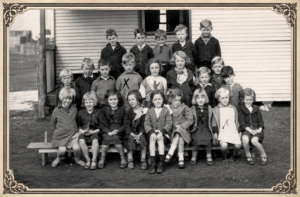 Kurrawang School Children 1934 - Photo SLWA