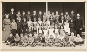 Bonnie Vale School 1907 - Image Gregson Family